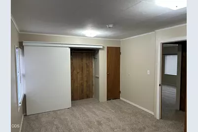 1216 Maple Park Drive, Medford, OR 97501 - Photo 8
