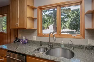 7696 Hyatt Prairie, Ashland, OR 97520 - Photo 14