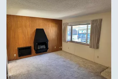 305 NE C Street, Grants Pass, OR 97526 - Photo 10