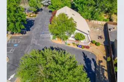 877 NE 7th Street, Grants Pass, OR 97526 - Photo 38