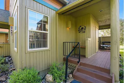8848 Cliff Swallow Drive, Redmond, OR 97756 - Photo 2