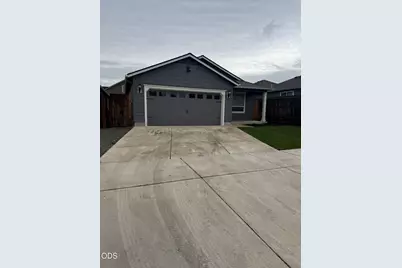 816 Nicholas Lee Drive, Medford, OR 97501 - Photo 24