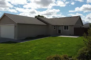 513 SW Sunrise Cir, Metolius, OR 97741 - Photo 10