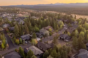 19052 Mt Shasta Dr, Bend, OR 97703 - Photo 90