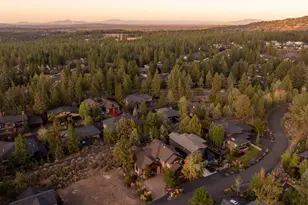 19052 Mt Shasta Dr, Bend, OR 97703 - Photo 86