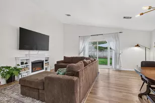 719 Nobility Dr, Medford, OR 97501 - Photo 14