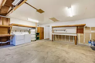 1210 Jasper St, Medford, OR 97501 - Photo 24