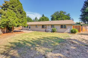 1210 Jasper St, Medford, OR 97501 - Photo 10
