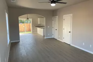 2211 Piazza Dr, Medford, OR 97501 - Photo 6