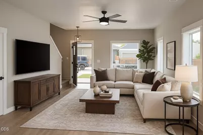 2211 Piazza Drive, Medford, OR 97501 - Photo 2