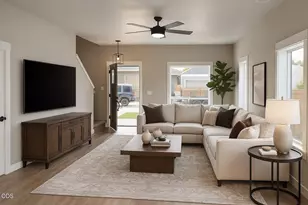 2211 Piazza Dr, Medford, OR 97501 - Photo 2