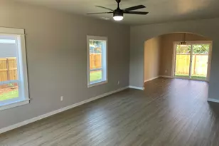 2211 Piazza Dr, Medford, OR 97501 - Photo 6
