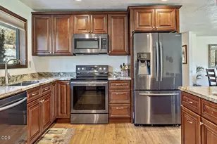 7266 Rogue River Dr, Shady Cove, OR 97539 - Photo 16