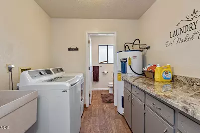 7266 Rogue River Drive, Shady Cove, OR 97539 - Photo 32