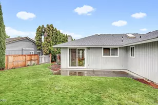 295 Wren Ct, Medford, OR 97501 - Photo 30