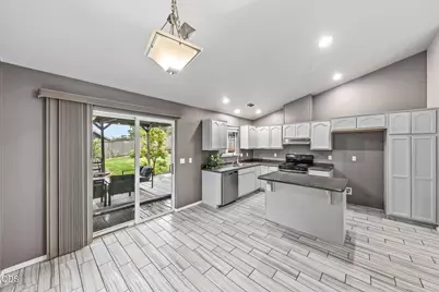 1240 Marcus Way, Grants Pass, OR 97527 - Photo 10