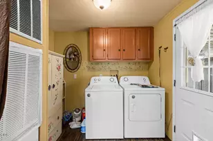 144 Red Oak Ln, Grants Pass, OR 97527 - Photo 26