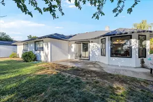 1882 Filmore Dr, Medford, OR 97504 - Photo 26