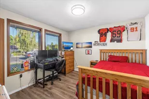 1882 Filmore Dr, Medford, OR 97504 - Photo 18