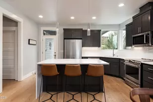 20671 SE Cougar Peak Dr, Bend, OR 97702 - Photo 10