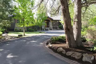 61858 Bunker Hill Ct, Bend, OR 97702 - Photo 2