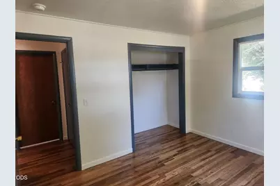 610 S 4th Street, Central Point, OR 97502 - Photo 16