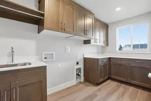 60839 SE Epic Pl, Bend, OR 97702 - Photo 14