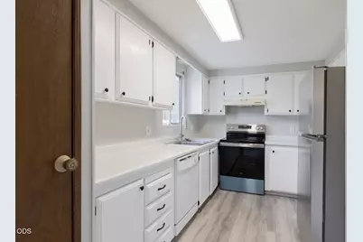 60936 Aspen Lane, Bend, OR 97702 - Photo 14