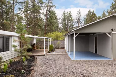 60936 Aspen Lane, Bend, OR 97702 - Photo 2