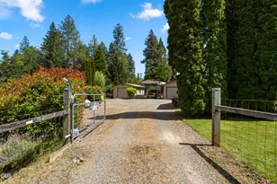 4551 Holland Loop Rd, Cave Junction, OR 97523 - Photo 42