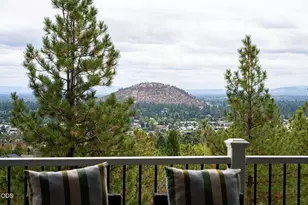 2378 N W Wyeth Pl, Bend, OR 97703 - Photo 32
