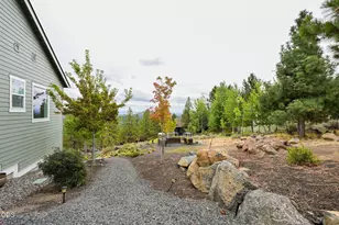 2378 N W Wyeth Pl, Bend, OR 97703 - Photo 40