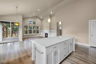904 E Horse Back Trail, Sisters, OR 97759 - Photo 8
