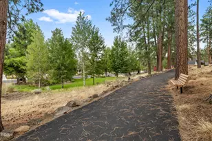 904 E Horse Back Trail, Sisters, OR 97759 - Photo 34