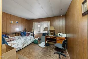 515 E Main St, Rogue River, OR 97537 - Photo 8