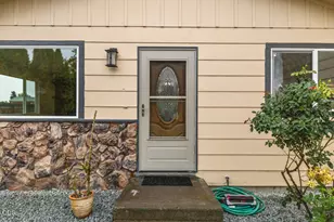 4719 Hope St, Klamath Falls, OR 97603 - Photo 4