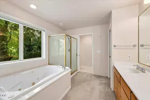 3436 Blue Blossom Dr, Medford, OR 97504 - Photo 20