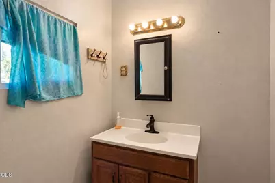 217 Broad Street, Butte Falls, OR 97522 - Photo 16