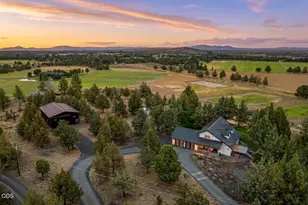 18840 Tumalo Reservoir Rd, Bend, OR 97703 - Photo 2
