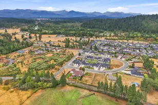 106 Cabernet Cir, Cave Junction, OR 97523 - Photo 66