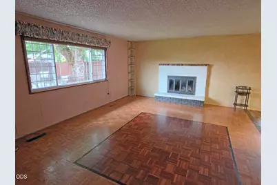 1874 Marys Way, Central Point, OR 97502 - Photo 2