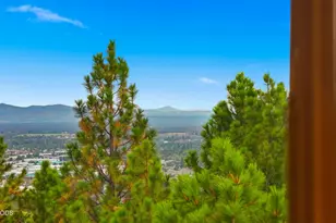2393 N W Wyeth Pl, Bend, OR 97703 - Photo 36