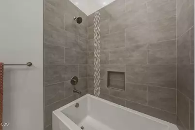63108 NE Iner Loop, Bend, OR 97701 - Photo 42