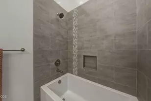 63108 NE Iner Loop, Bend, OR 97701 - Photo 42