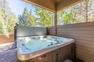 57620 Holly Ln, Sunriver, OR 97707 - Photo 48
