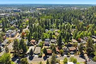 1548 NW Elgin Ave, Bend, OR 97703 - Photo 50