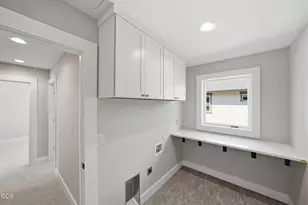1548 NW Elgin Ave, Bend, OR 97703 - Photo 28