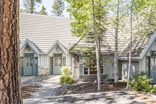 57074 Peppermill Cir, Sunriver, OR 97707 - Photo 2