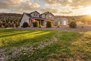 7220 SE Night Hawk Ct, Prineville, OR 97754 - Photo 2