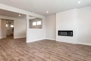 21812 SE Stromboli Ct, Bend, OR 97702 - Photo 8